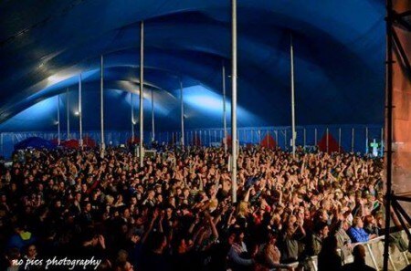 Festival aan Zee trekt het festivalseizoen op gang en houdt goed stand ondanks mindere weersvoorspellingen