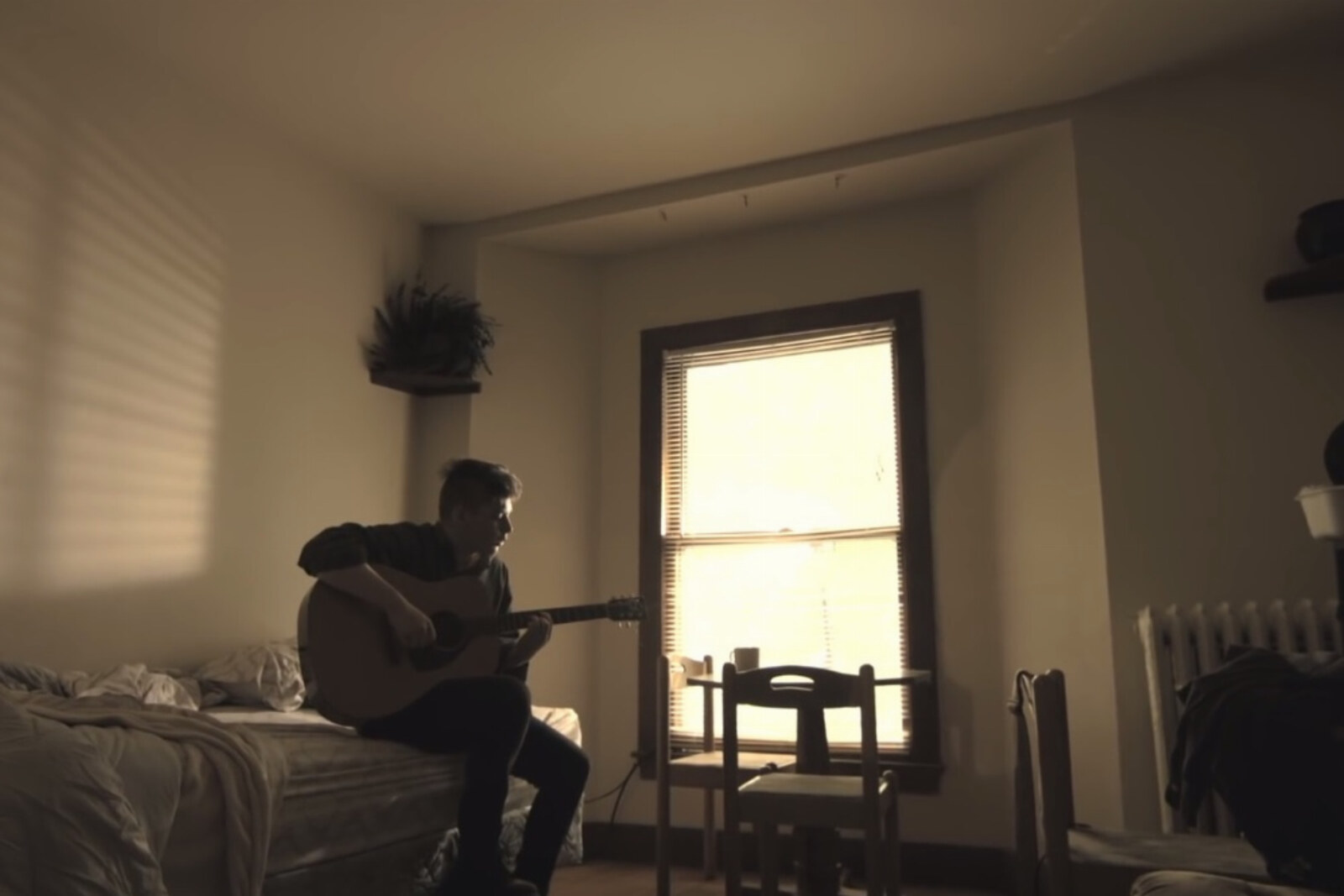Pure Noise records signs Casey Bolles "Freshman" EP