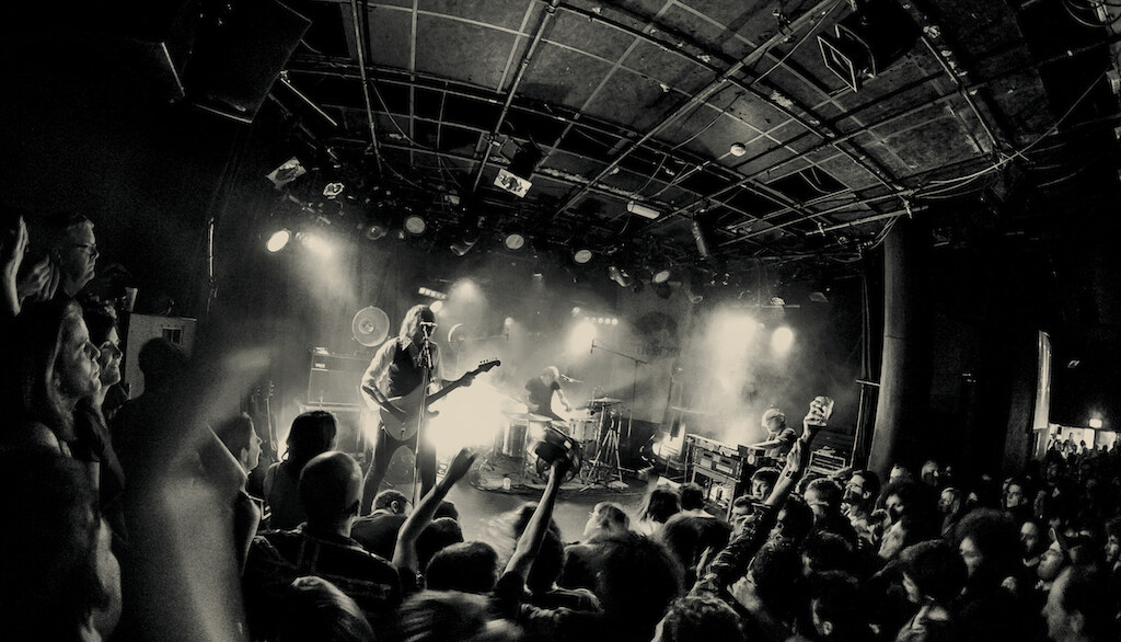 Birth Of Joy komen naar Paradiso Grote Zaal 