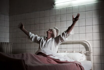 David Bowie releases new "lazarus" videoclip