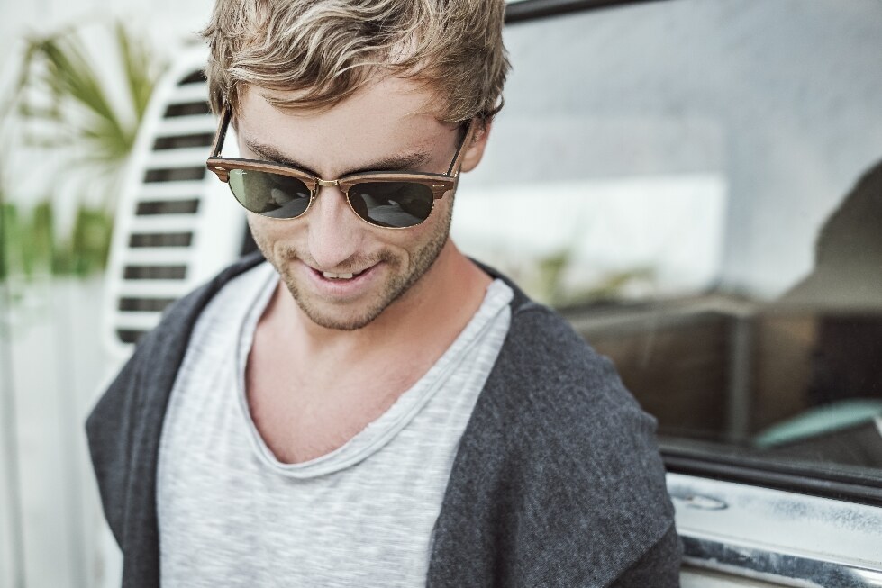 Kenn Colt: de Vlaamse DJ tekent bij Warner Music en brengt eerste single "Feels Like A River" uit