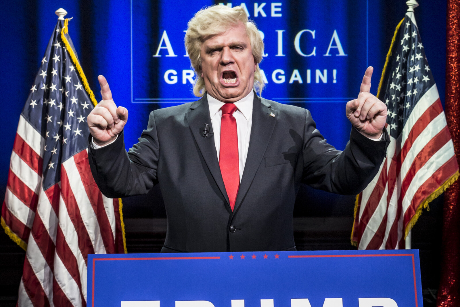 Tegen de sterren op: Veelbesproken Donald Trump laat weer van zich horen