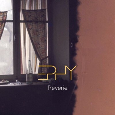 Ephy stelt eerste single van nieuwe plaat voor!