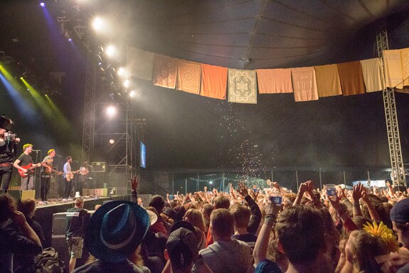Festival Dranouter 2016 overtuigt 45 000 bezoekers
