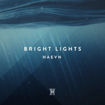 HAEVN verruilt synthesizers voor orkest op nieuwe single ‘Bright Lights’