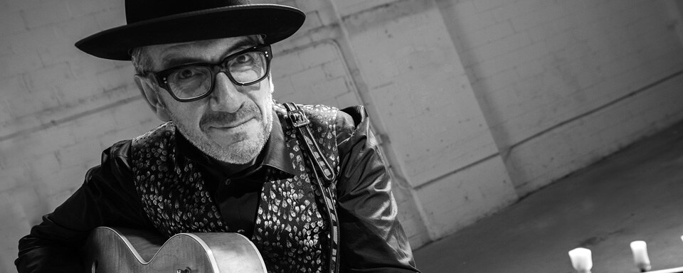 Extra concert van Elvis Costello (solo) in De Roma op 11 maart