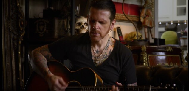 Ricky Warwick releases 'Psycho' live acoustic video!