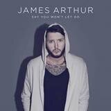 James Arthur scoort opnieuw met "Back from the edge"