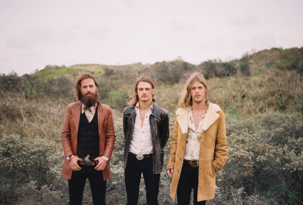 Nieuwe single & video DeWolff & Friends feat. Jett Rebel - Outta Step & Ill At Ease