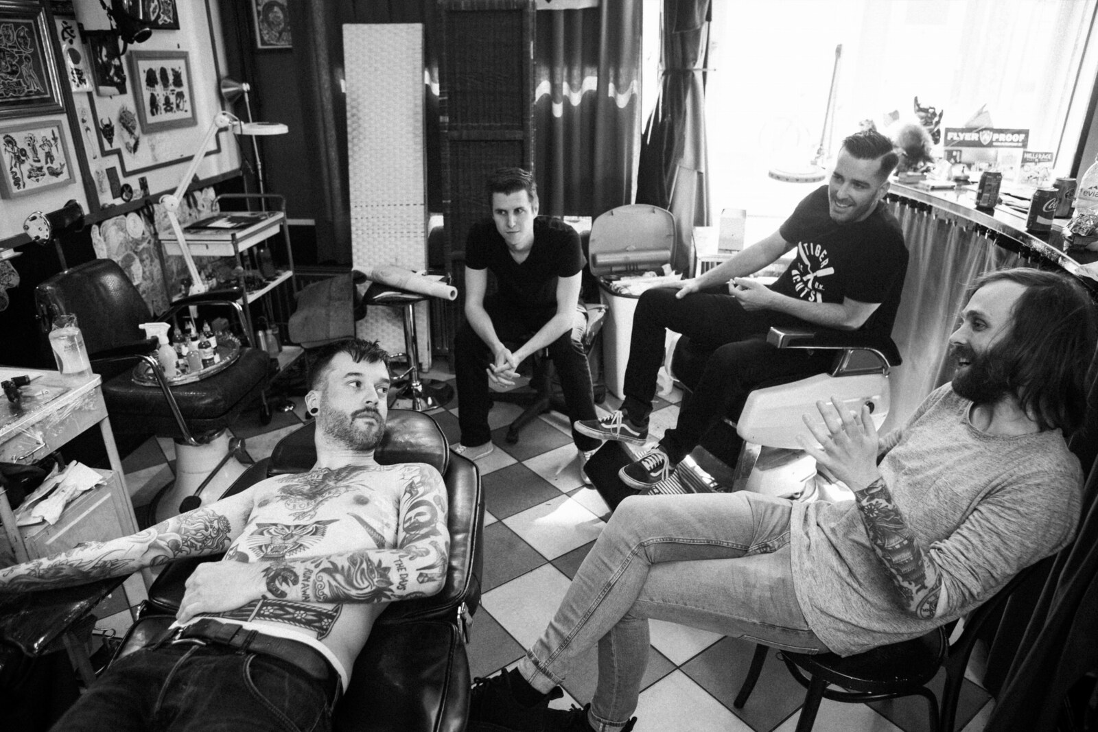 Olde Souls drop second single 'Carry You'