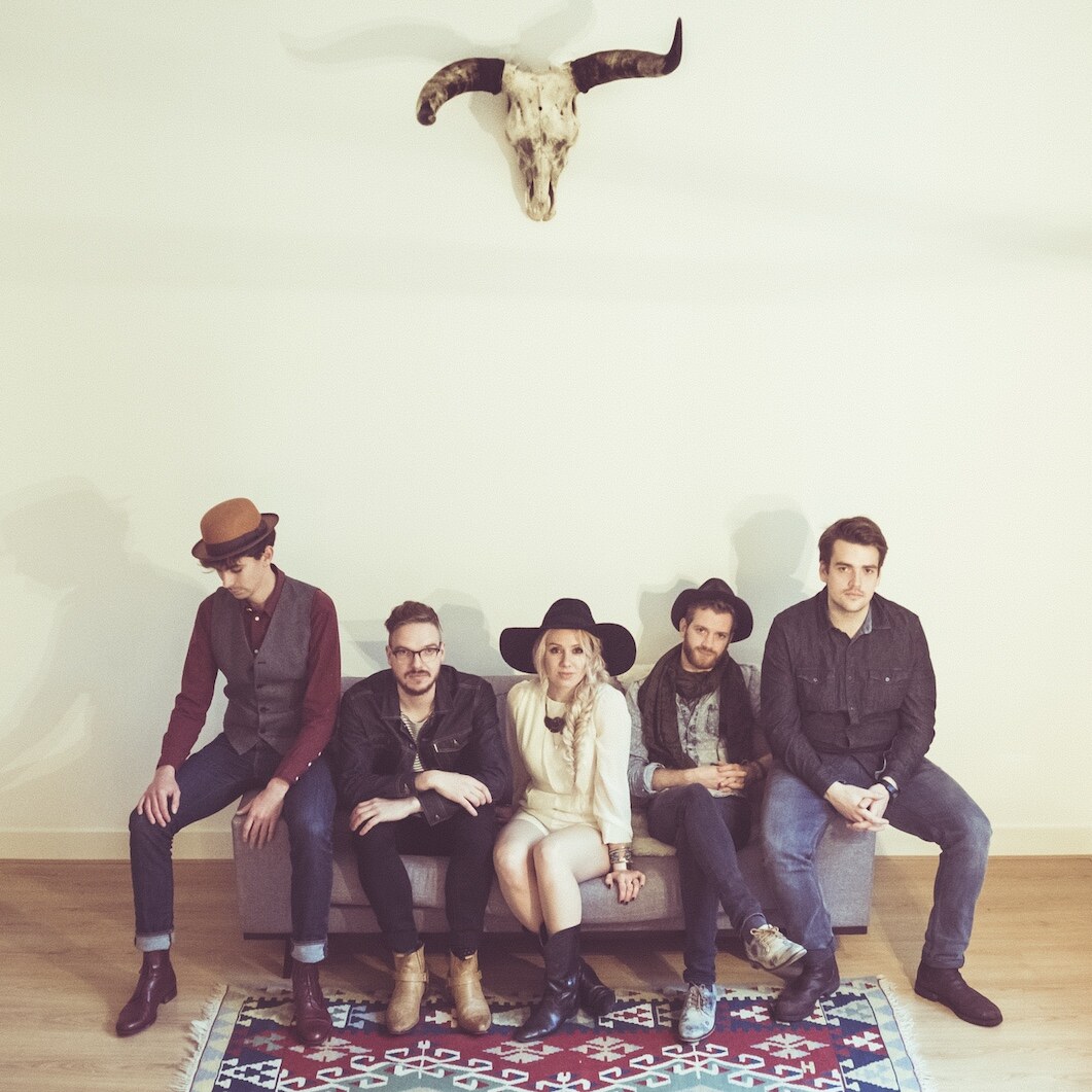 Rivers presenteert smaakvolle country pop op nieuwe EP