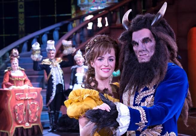 Josje speelt allerlaatste keer Disneyprinses Belle op 2 januari 2017