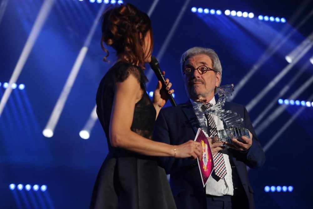 André Brasseur ontvangt "prix d'honneur" op D6bels Music Awards