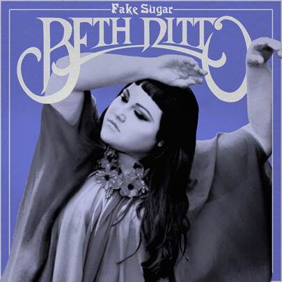 Beth Ditto: New single "fire" out now 