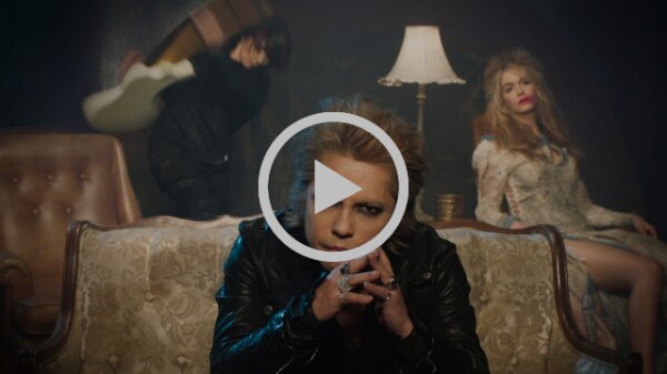 Vamps: watch the new video for "Calling"