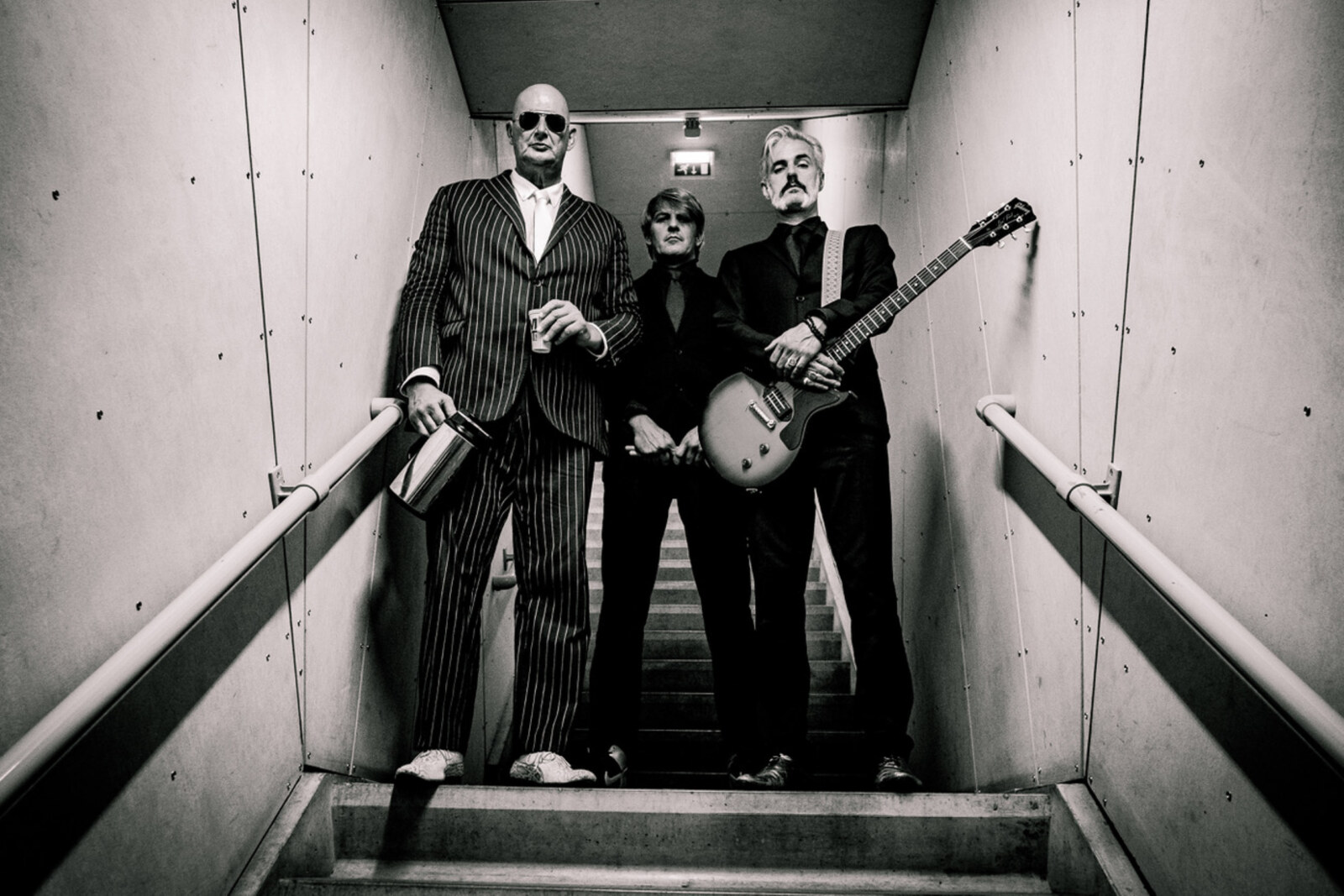 Triggerfinger signs with .... Mascot Label Group