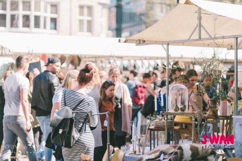 Swan Market stalt zijn kraampjes uit op Festival Mundial
