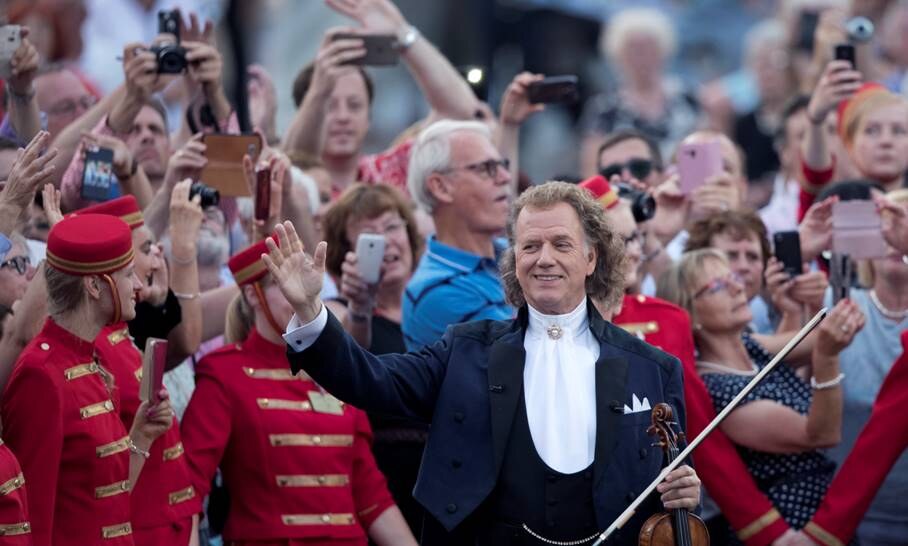 Uniek trio: David Hasselhoff, André Rieu en André van Duin in Belgische bioscoop