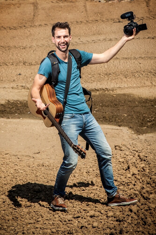 Arne Vanhaecke gaat in Australië vier maanden gitaar spelen op straat