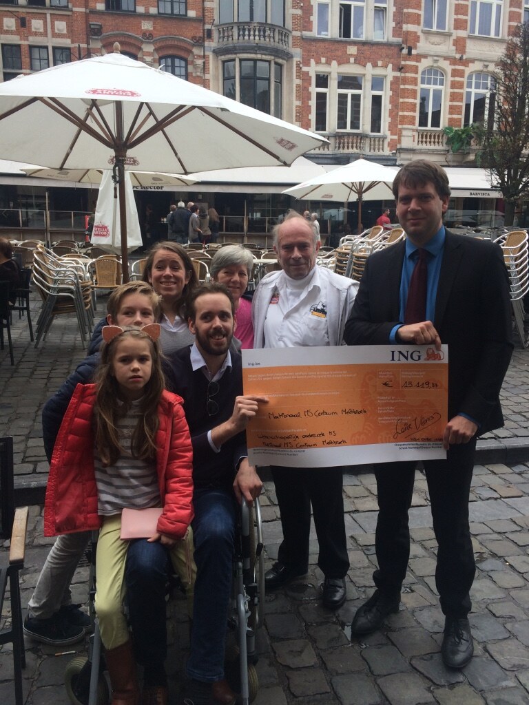 'Leive Vloms' haalt meer dan 13.000 euro op voor MS