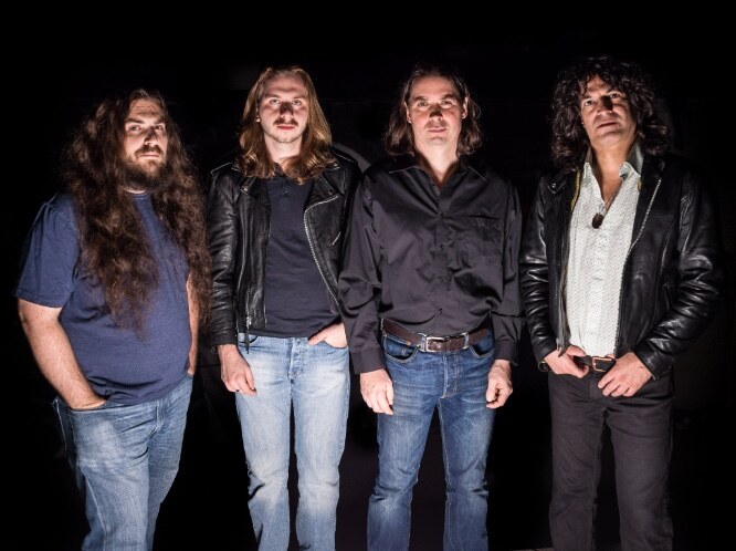 Mirror Queen to release new album, Verdigris, this October