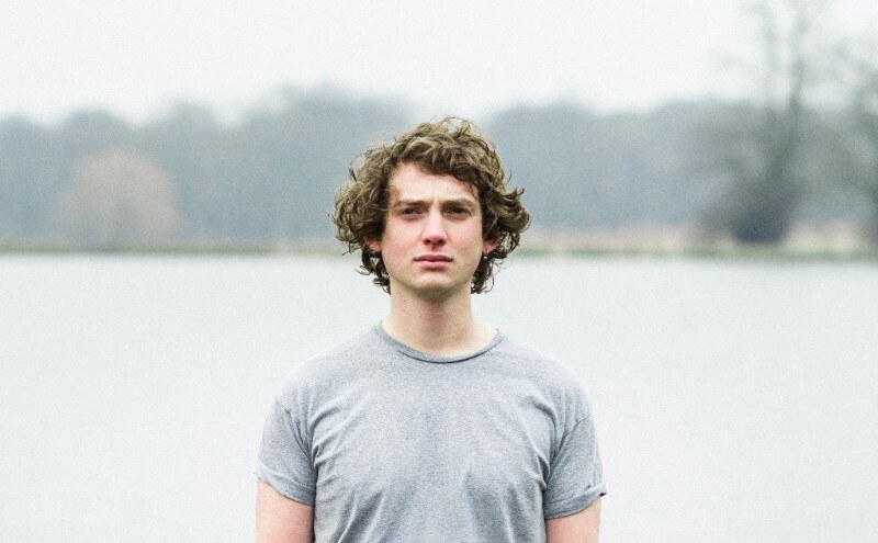 Critically acclaimed singer Dan Owen releases new single 'Hideaway'