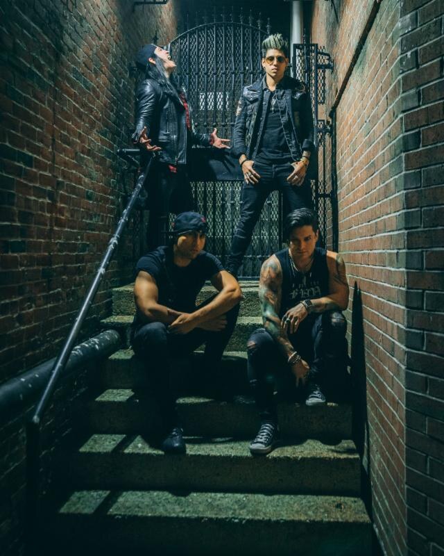 Escape The Fate the new album "I am human" out on februari 16th