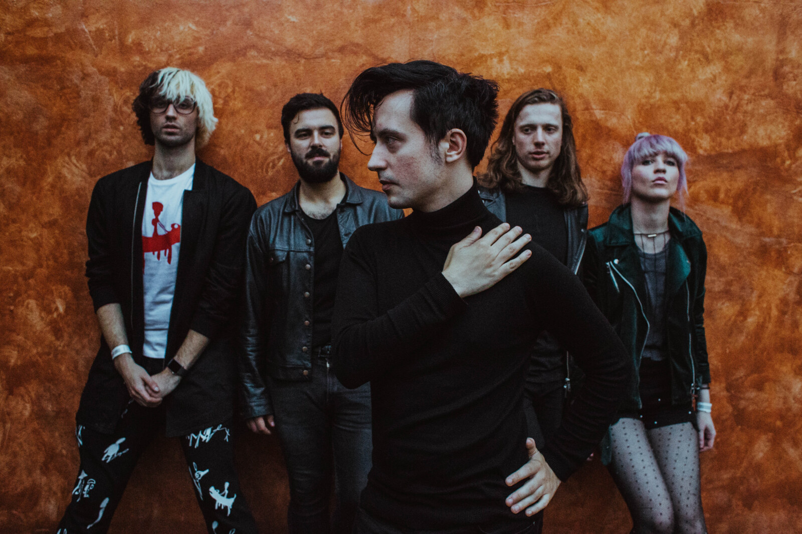 White is terug met nieuwe single/video