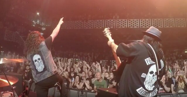 Phil Campbell & The Bastard Sons - honor Lemmy with Hawkind cover