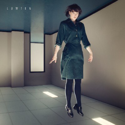 Luwten stelt nieuwe single "In over my head" voor