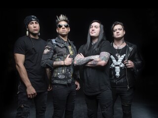 Escape The Fate,share huge new track 'Digging My Own Grave'