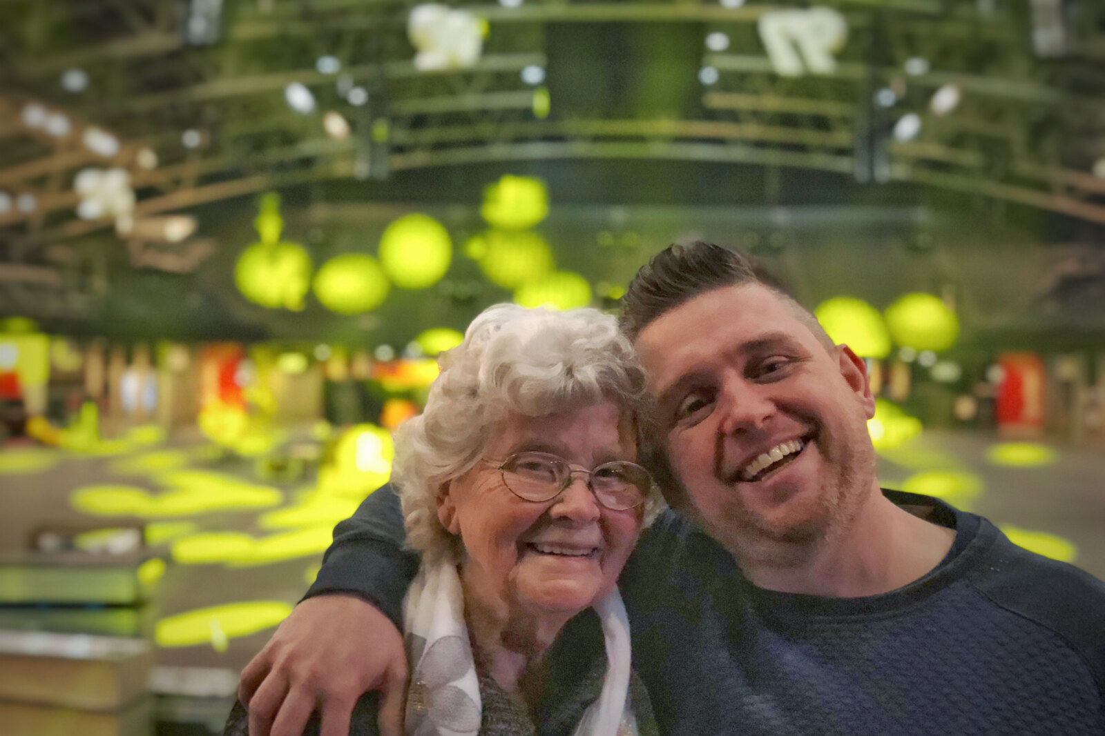 Bomma Irma (88) is klaar voor I love the 90’s