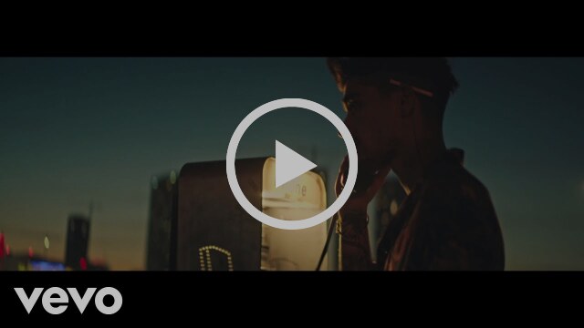 Zayn new video for ''Let Me''