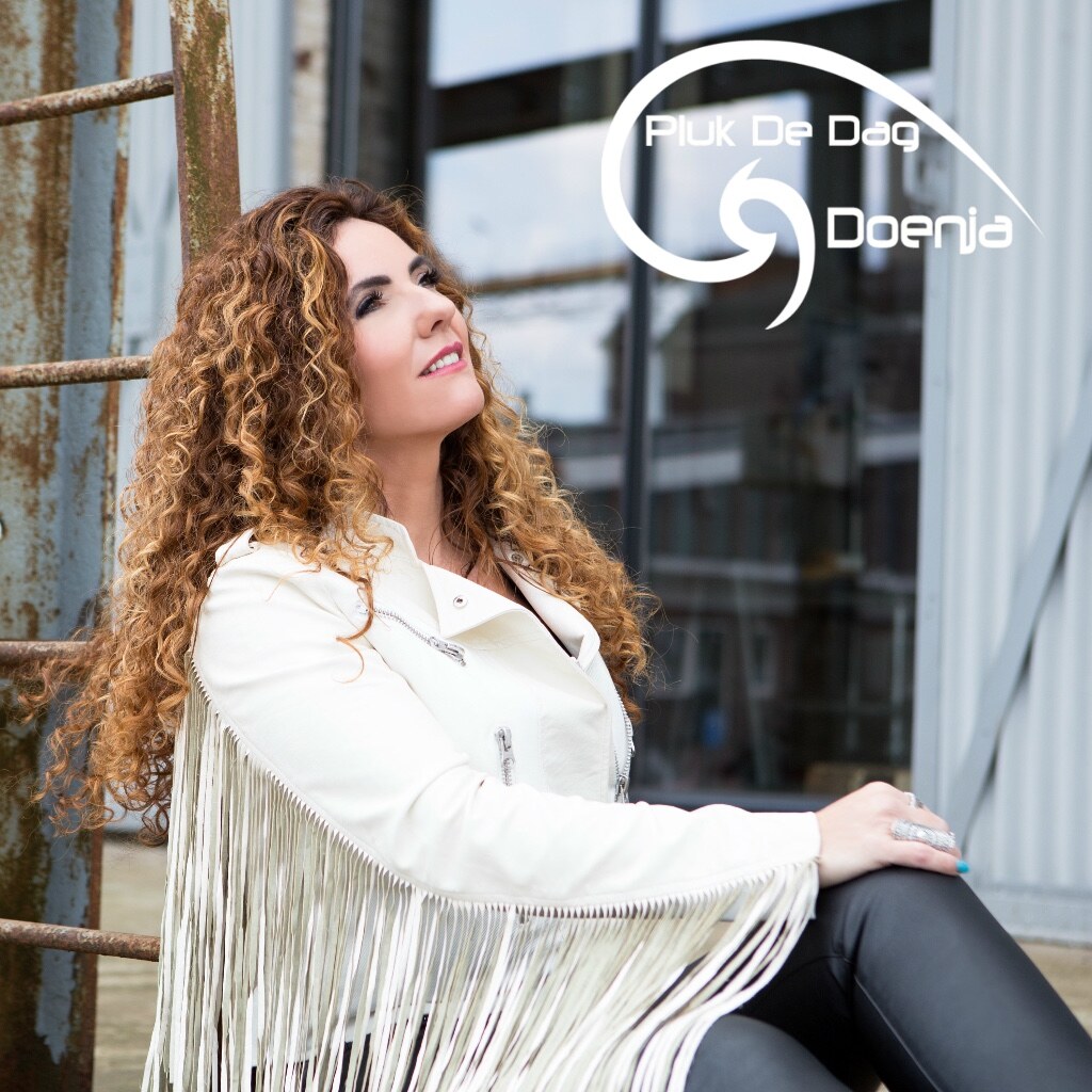 Geniet van vandaag en 'Pluk de Dag' met de nieuwe single van Doenja