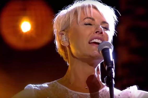 10 miljoen views voor Dana Winner's 'One Moment In Time'