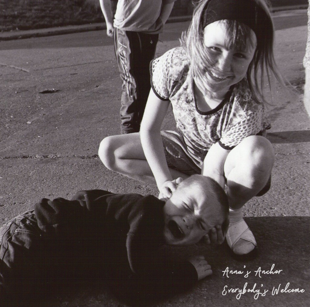 Anna's Anchor  Announce New Album Everybody’s Welcome 