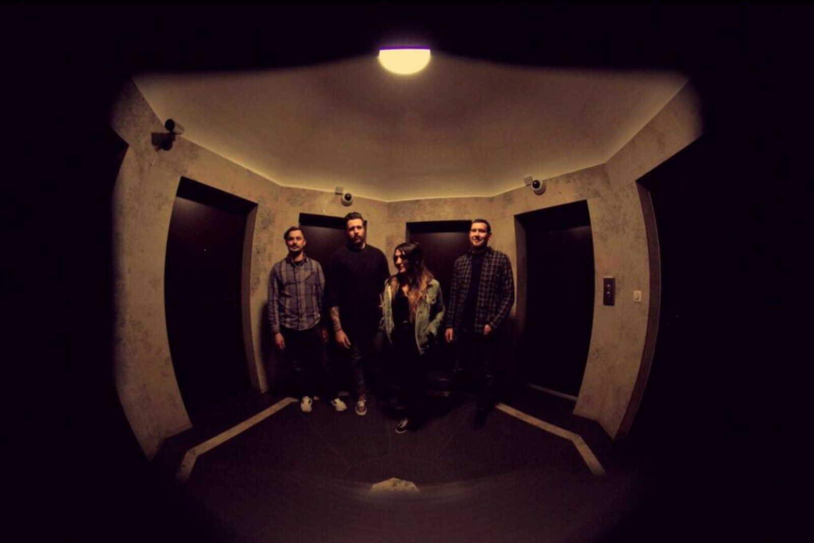 Belgian post-rock crew Slow Crush unveil new single