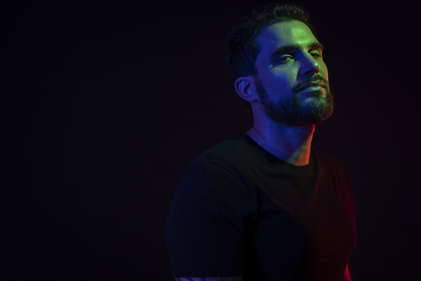  Hamster overcomes heartbreak on "Shining Through" 