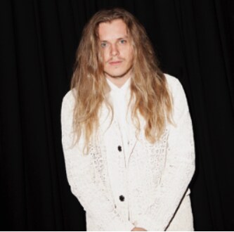  Jennings Couch Captivating 'Saviour' Video - Watch