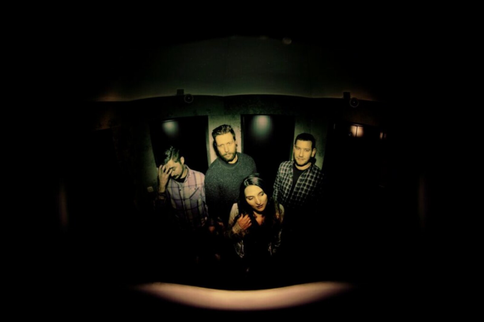 Slow Crush debuteert nieuwe video voor 'Shallow Breath' 