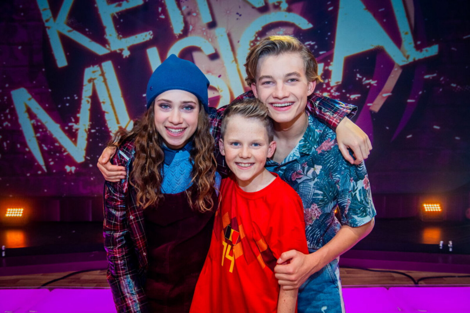 Flore De Vogelas en Ilya Koers spelen de hoofdrollen in Ketnet Musical TROEP!