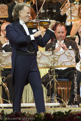 André Rieu geeft nieuwjaarsconcert in Sportpaleis