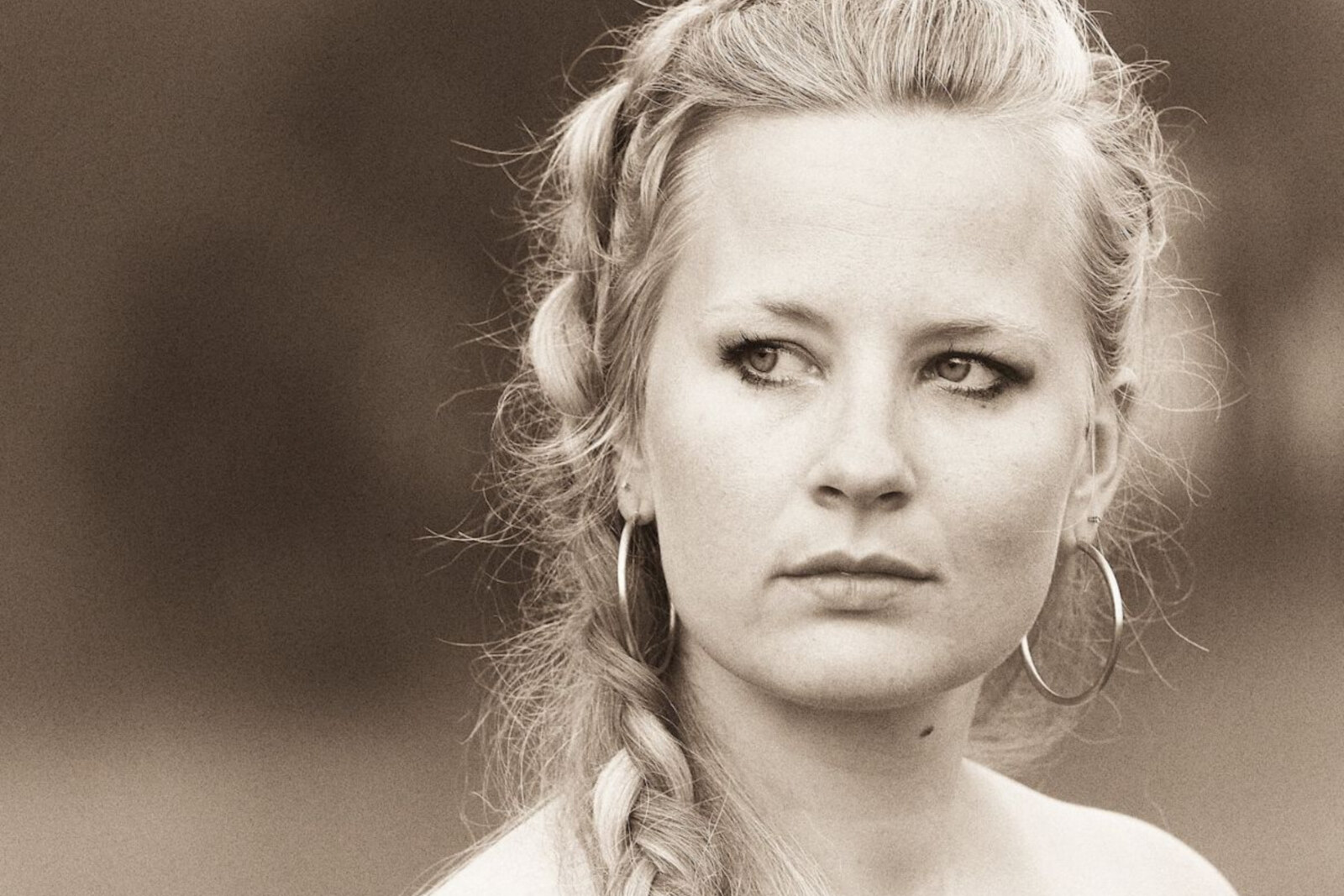 Willow Mae viert de liefde met single “Song of Songs”