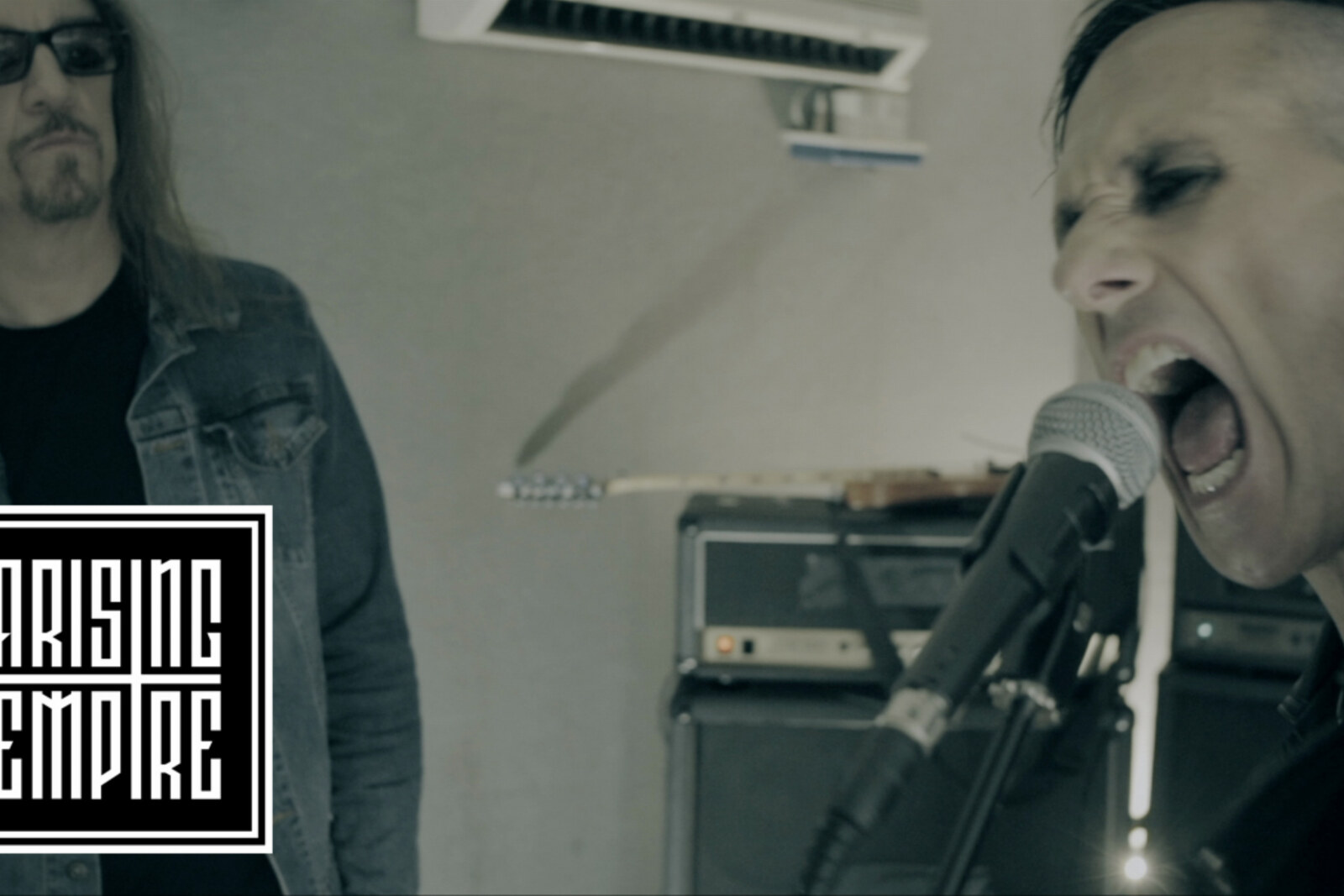 Double Crush Syndrome release music video for 'Riot Act' and »FULL CIRCLE - Last Exit Rock´n´Roll« out on 26th April 2019 !