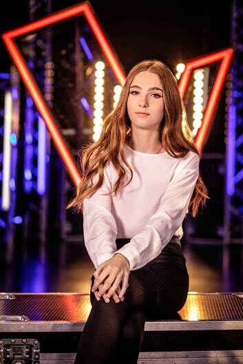 The Voice Kids winnares Jade verrast met eerste single 'Straw House'