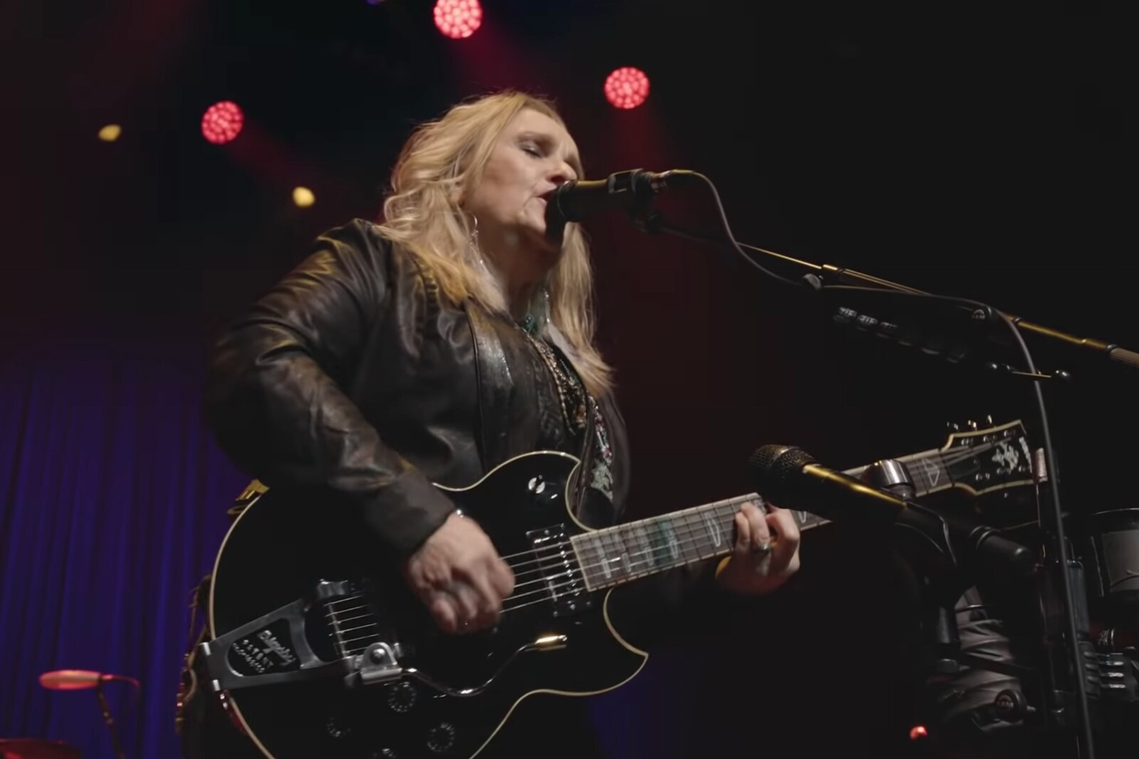 Melissa Etheridge shares new video 'Wild And Lonely'