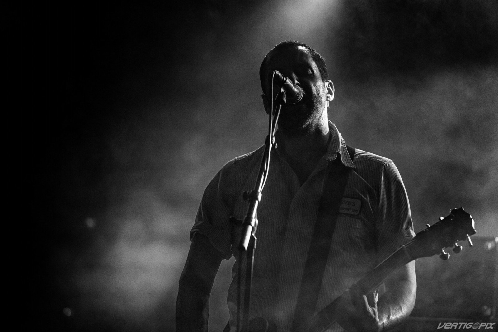 Swiss stoner-rockers Hey Satan  unveiled new single "Housewife Blues" // New album 'Orange Moon' coming out on April 8th.