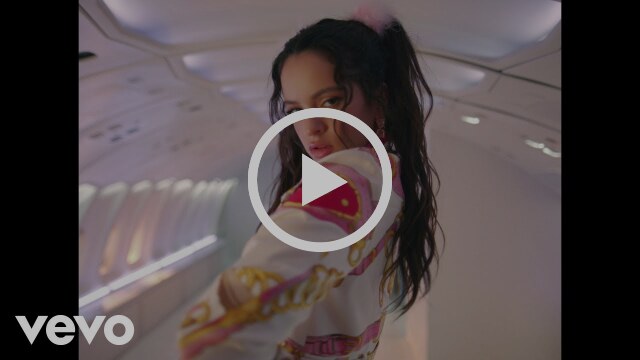Rosalía stelt nieuwe single Con Altura voor