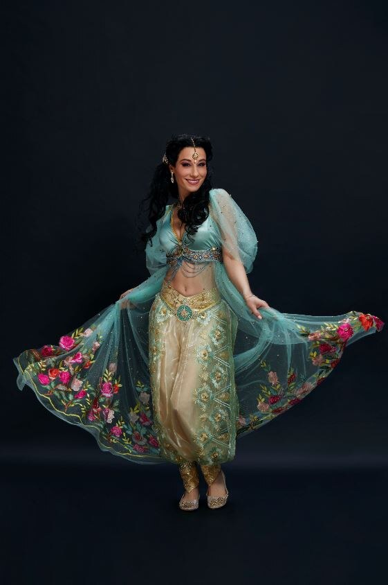 Ianthe Tavernier ruilt blonde lokken in en wordt zwartharige Jasmine in Aladdin