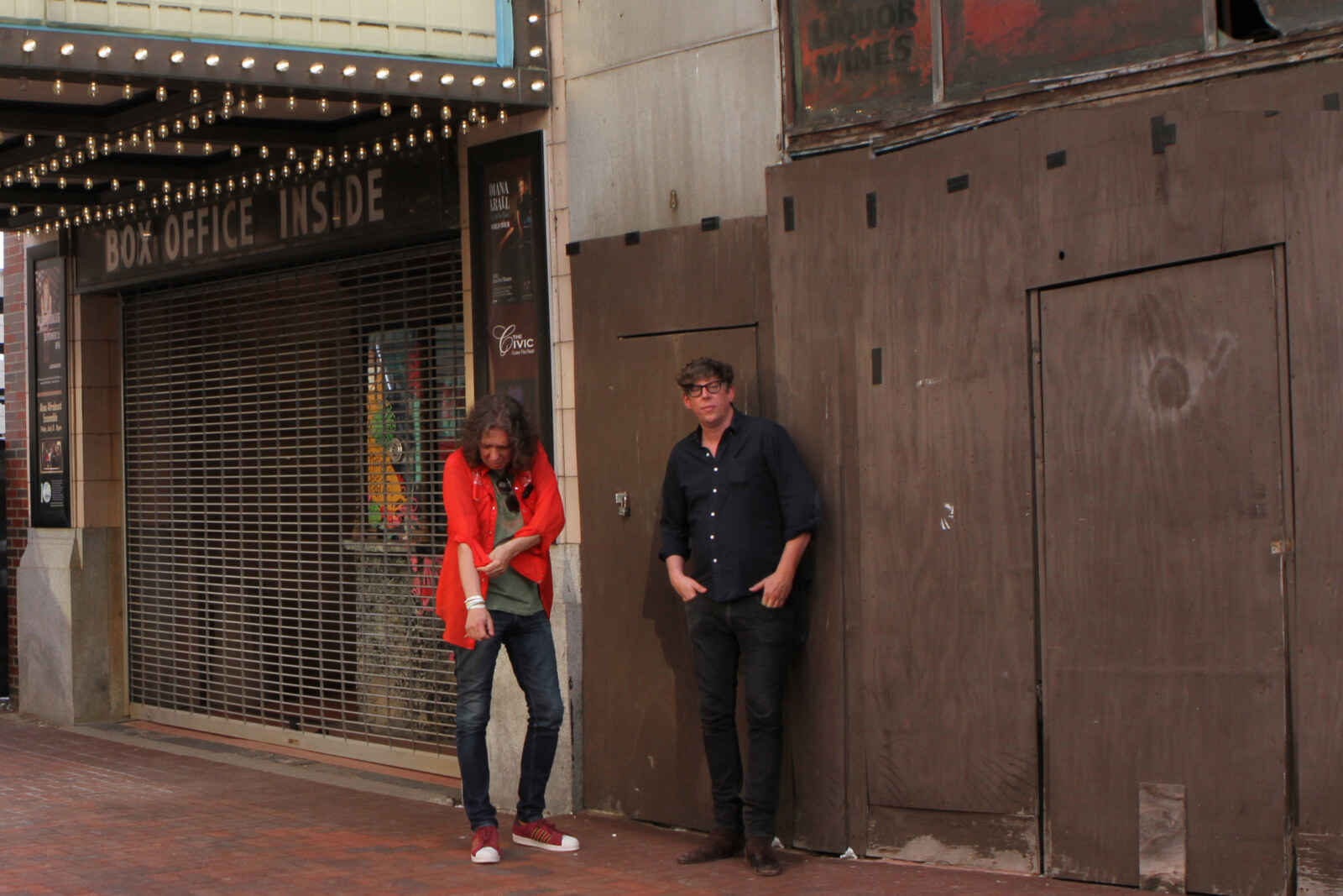 Sad Planets (John Petkovic & Patrick Carney) release video for 'Just Landed' ahead of debut album